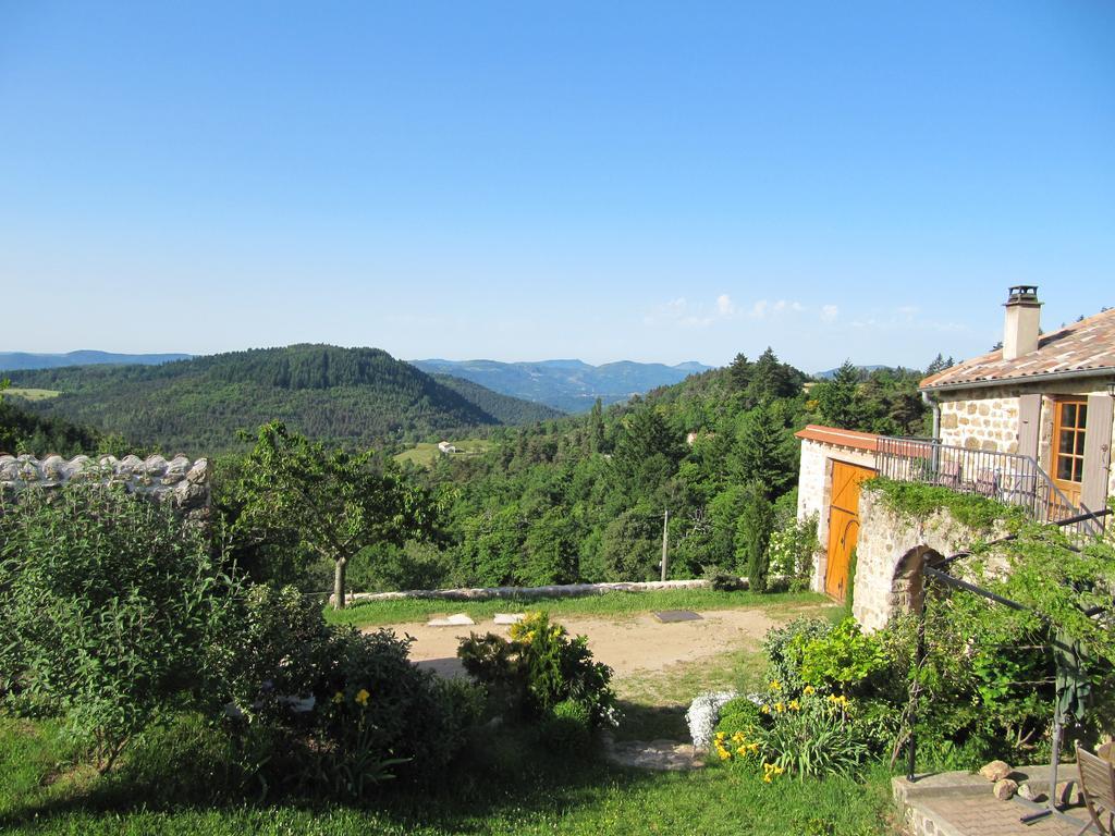 Le Petit Rias Gite Soleil Saint Maurice en Chalencon Luaran gambar
