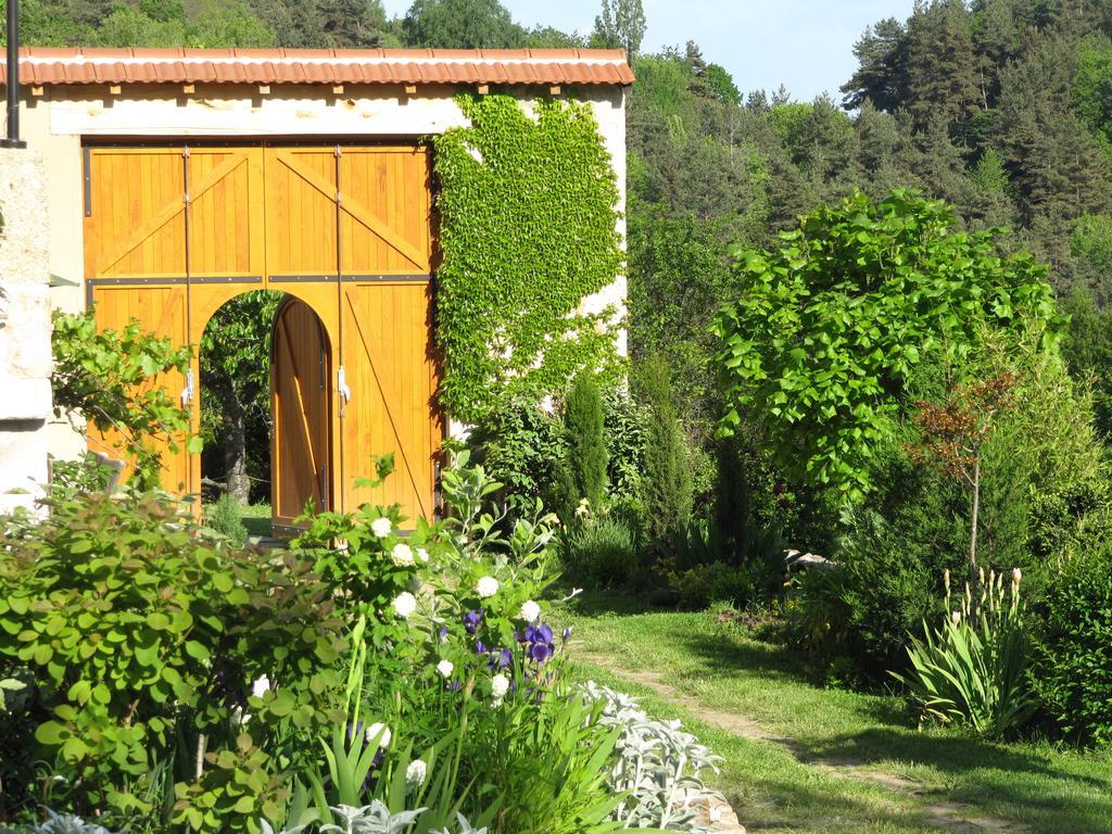 Le Petit Rias Gite Soleil Saint Maurice en Chalencon Luaran gambar